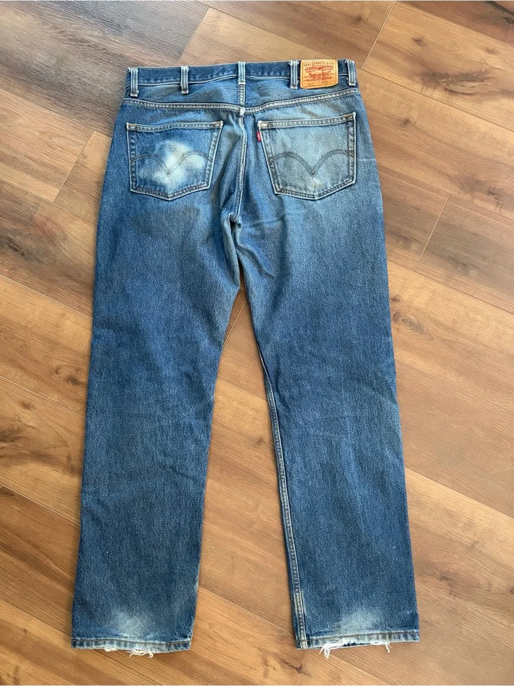 Vintage Y2K Levi’s 505 Regular Fit Faded Distressed Denim Blue Jeans Mens 38x34